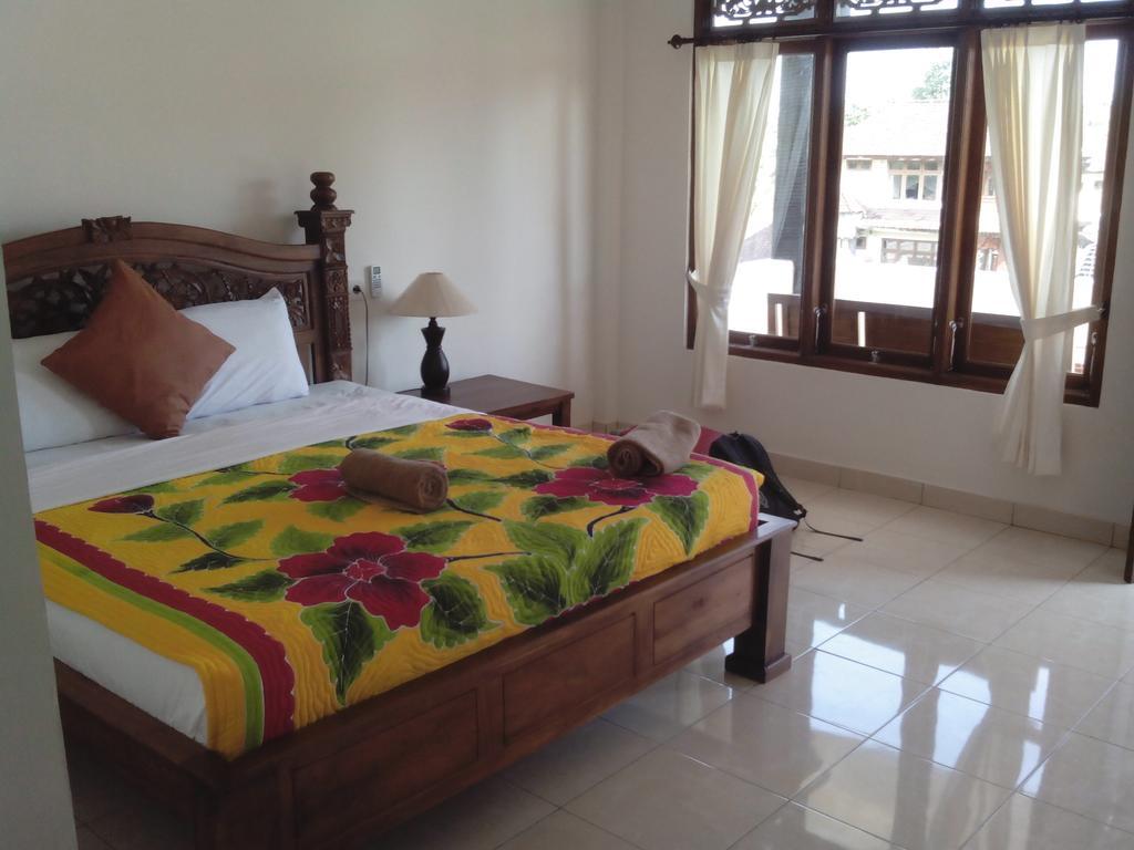 Puji Hostel And Bungalow Ubud Habitación foto